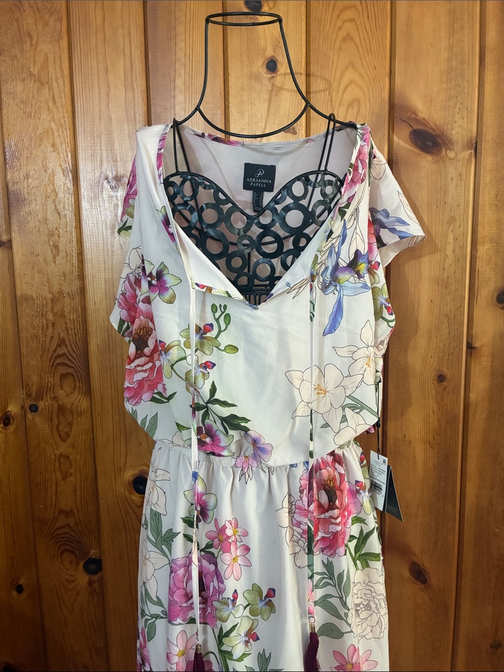 Adrianna Papell Cream Maxi Dress with Pink & Purple Floral Print size 8 NWT - Picture 3 of 9